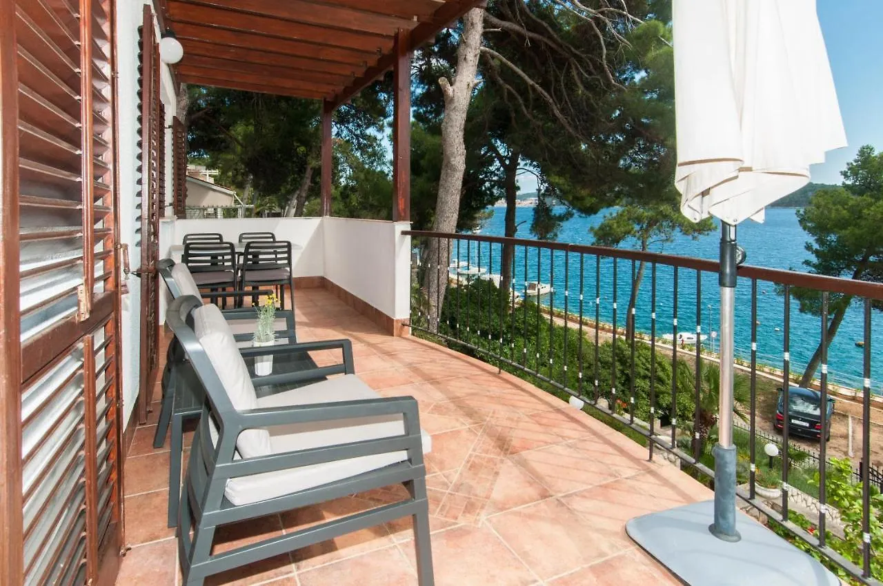 Apartments By The Sea Mali Losinj Veli Lošinj 克罗地亚