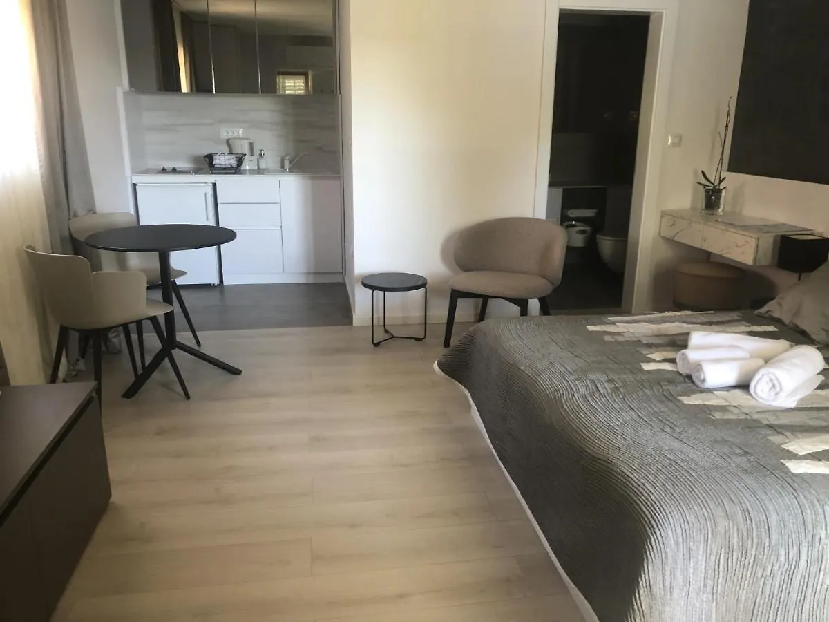Apartments By The Sea Mali Losinj Veli Lošinj