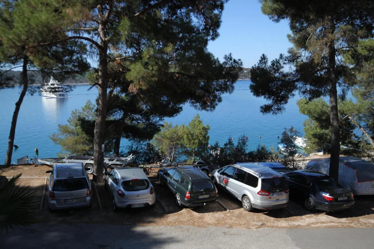 Apartments By The Sea Mali Losinj Veli Losinj 0*,