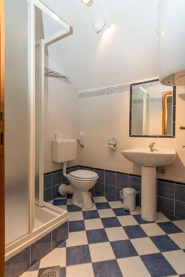 Apartments By The Sea Mali Losinj Veli Losinj