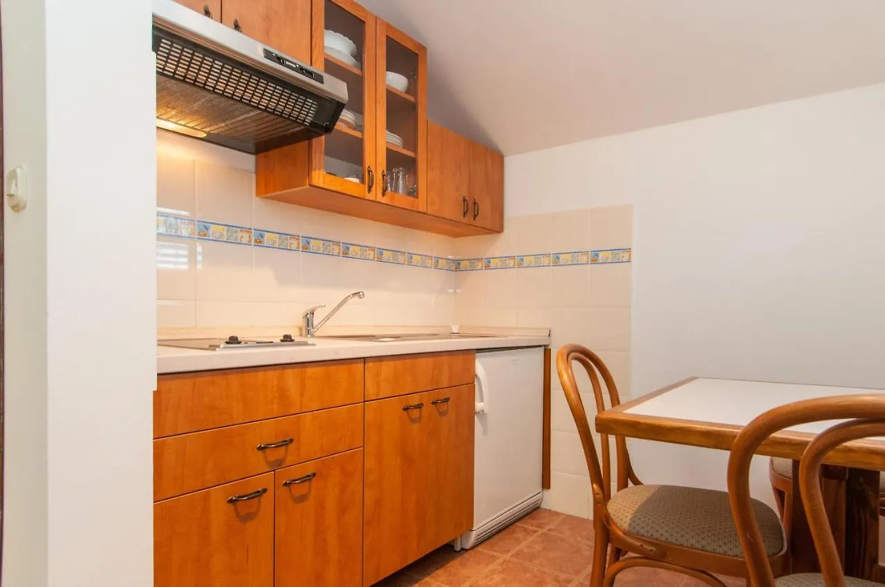 Apartments By The Sea Mali Losinj Veli Losinj 0*,